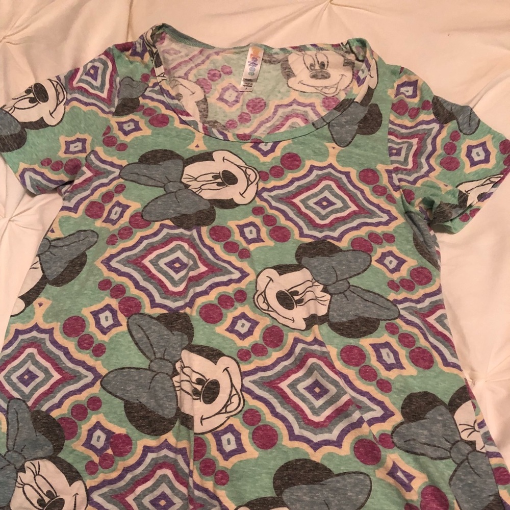 Lularoe DISNEY classic t